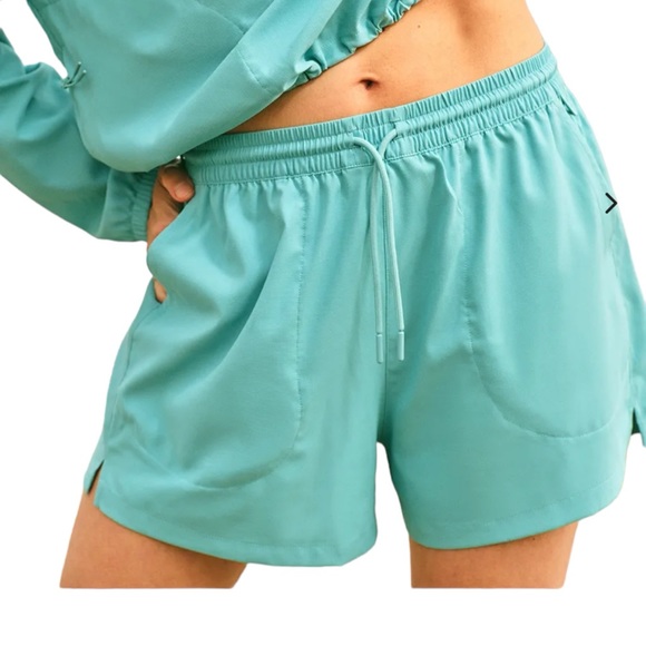 Outdoor Voices SolarCool 3" Beach Short SZ L NWT - Picture 2 of 6